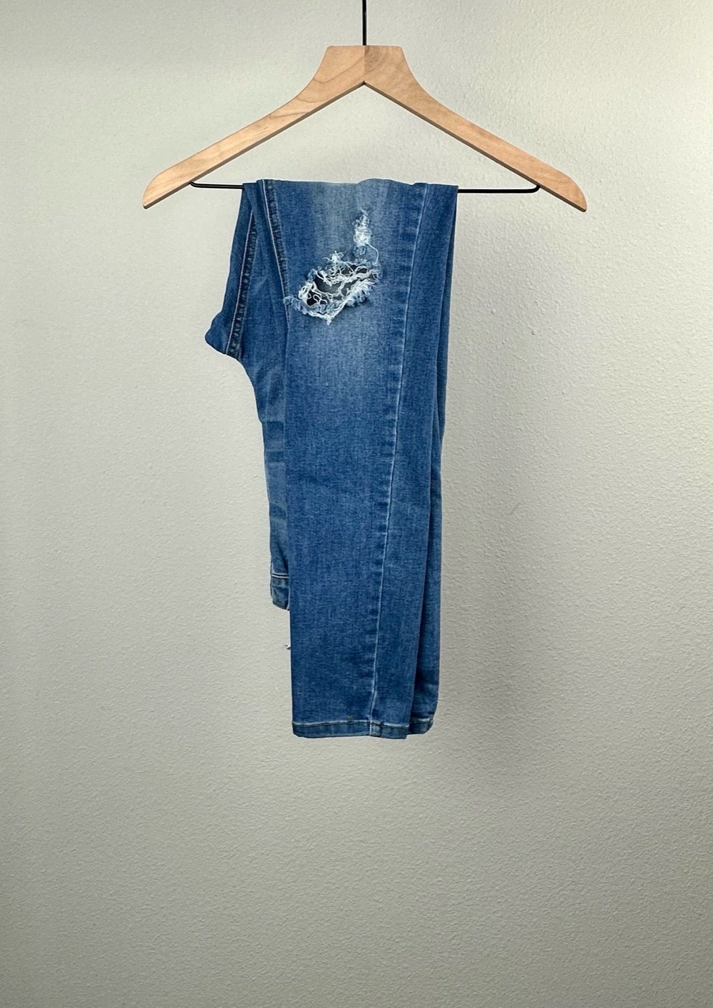 Ripped Blue Jeans By Aphrodite
