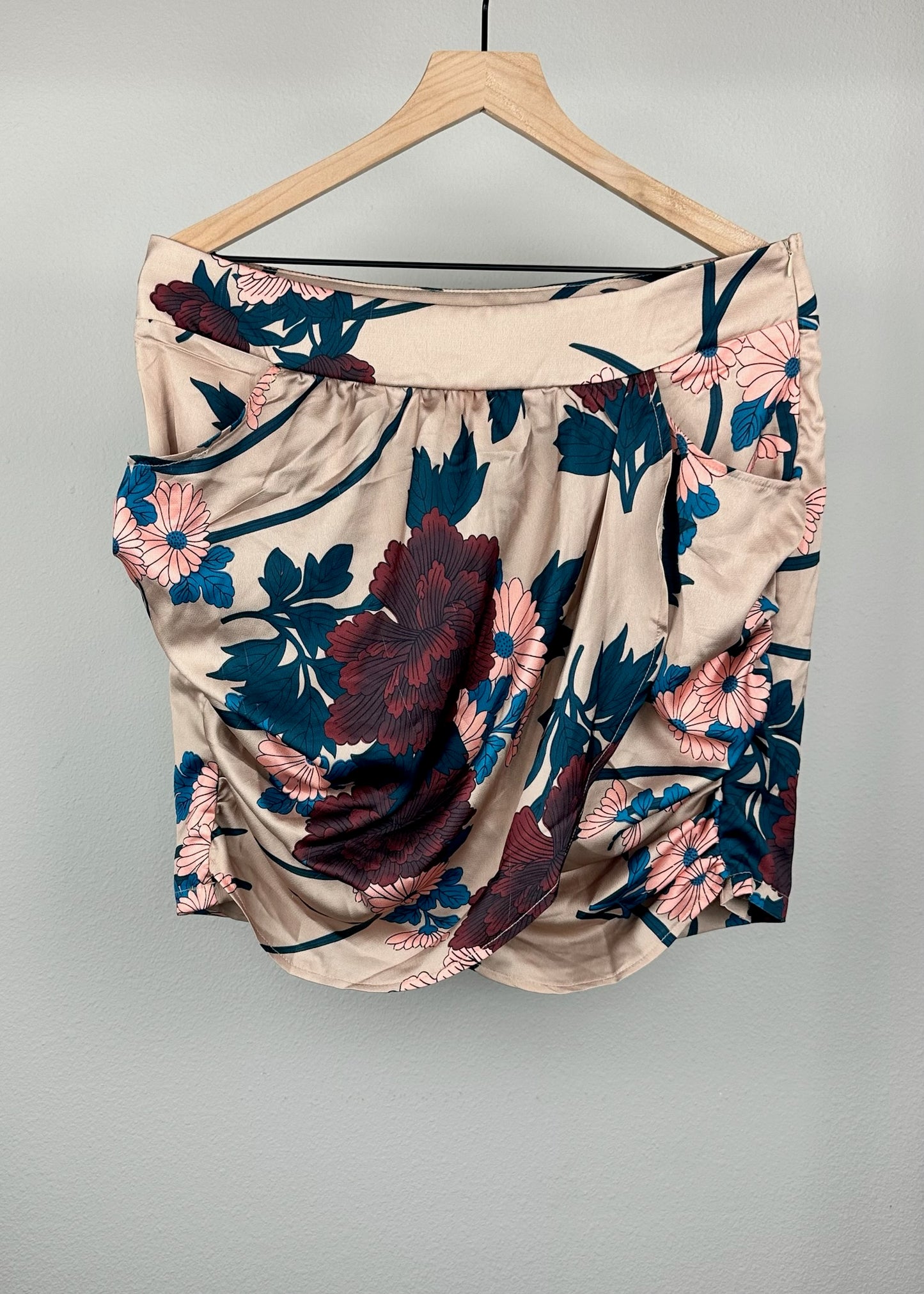 Floral Skirt by Pretty Little Thing