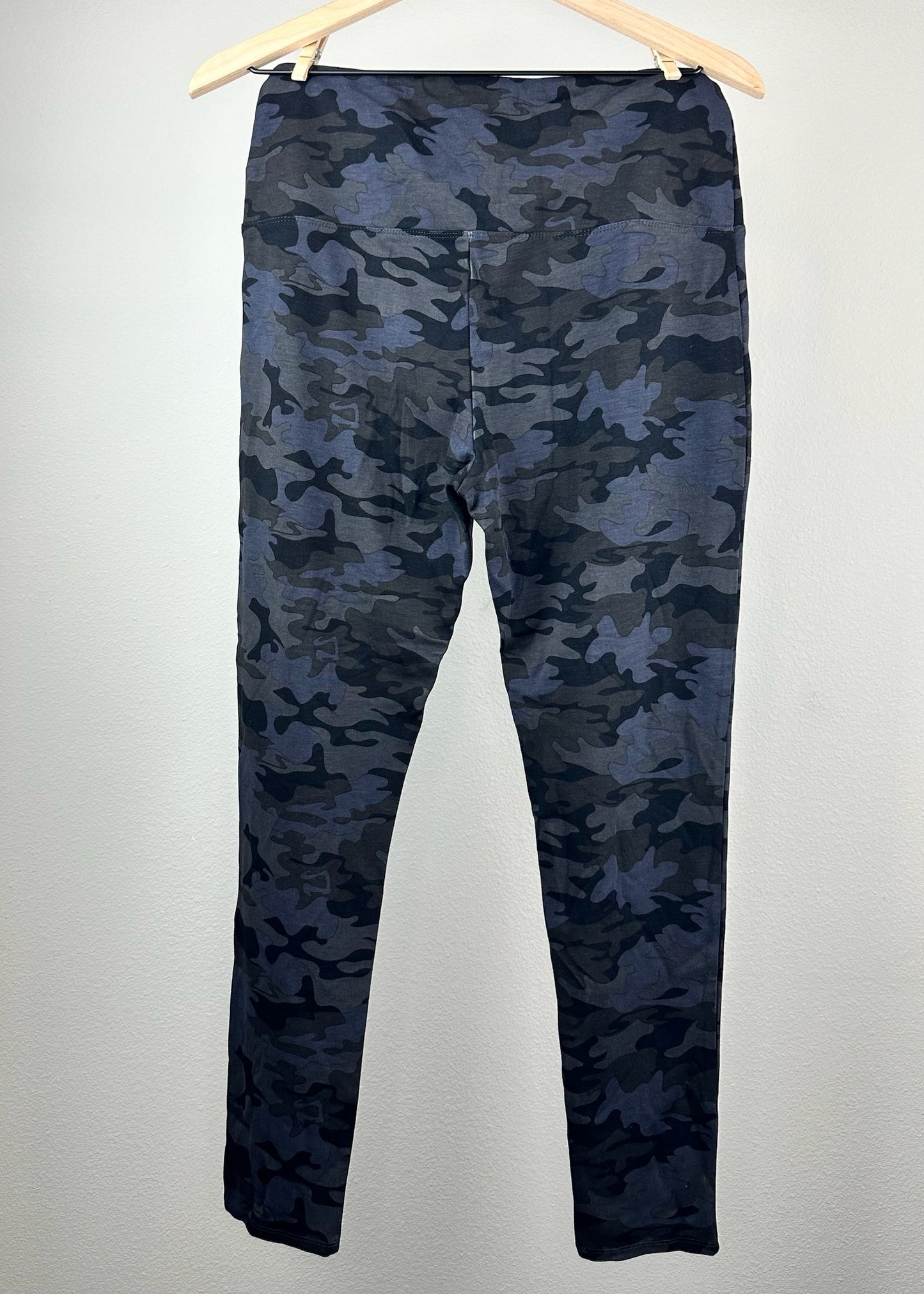 Black Army Fatigue Workout Leggings by Rachel Zoe