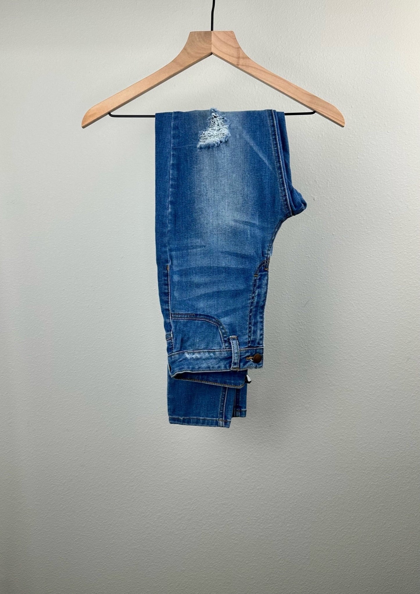 Ripped Blue Jeans By Aphrodite