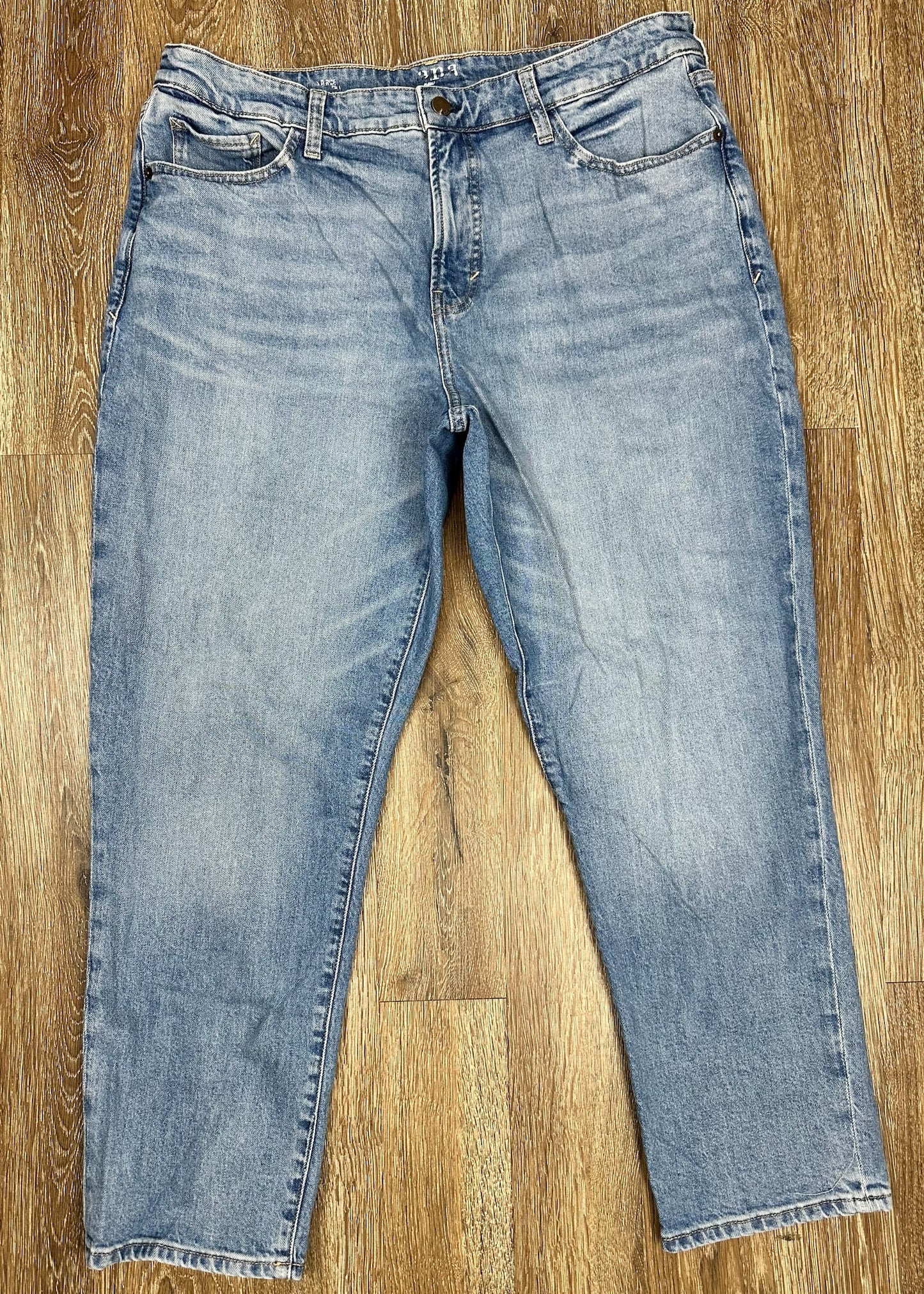 Light Jeans by Ana