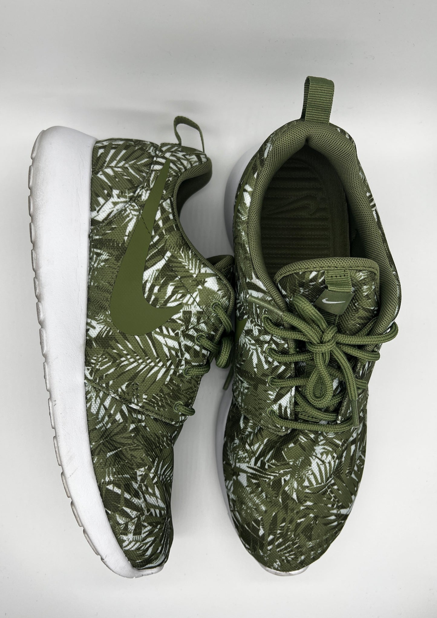 Roshe One Print Green Leaves By Nike