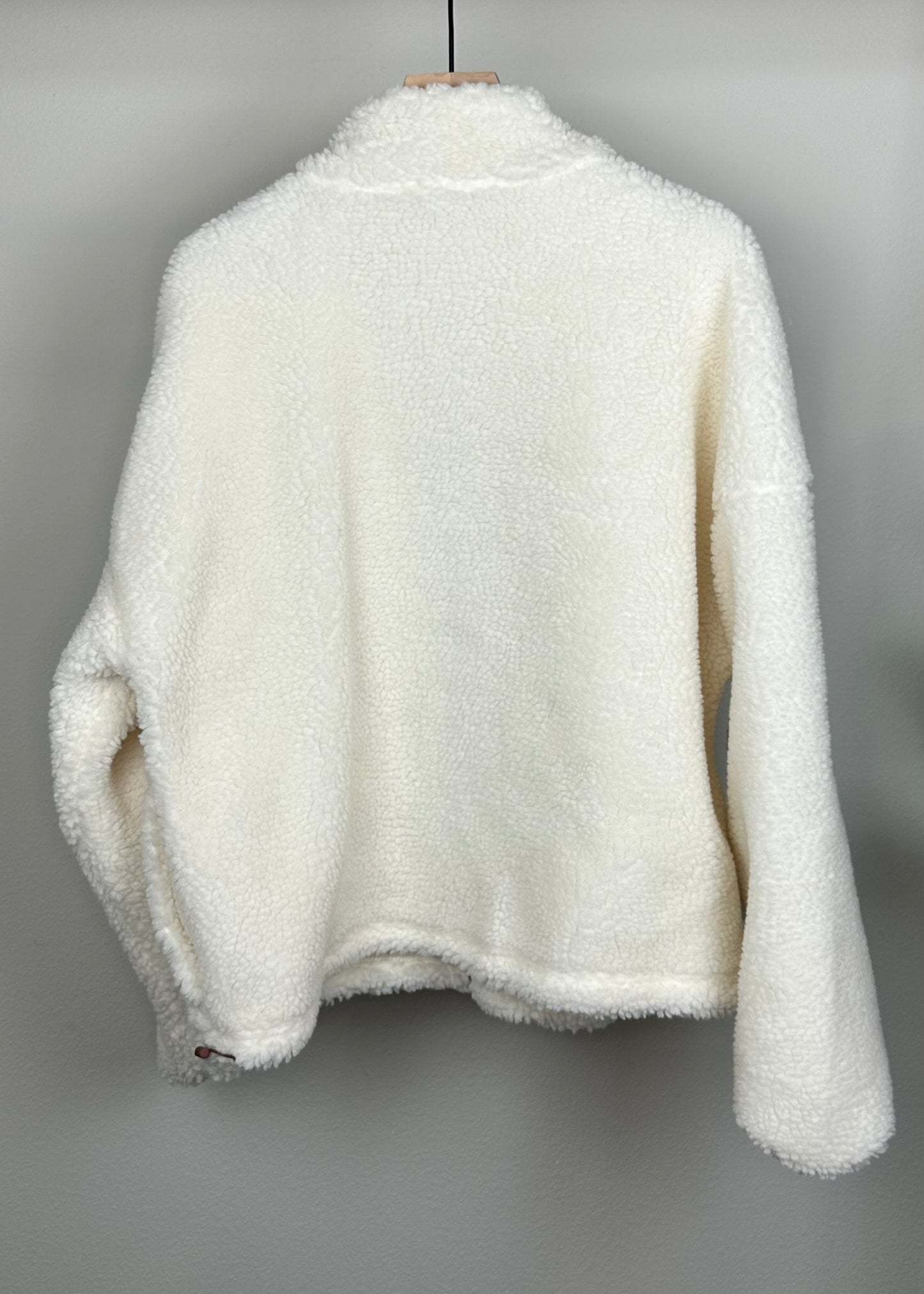 Rylan Sherpa Jacket by Fabletics