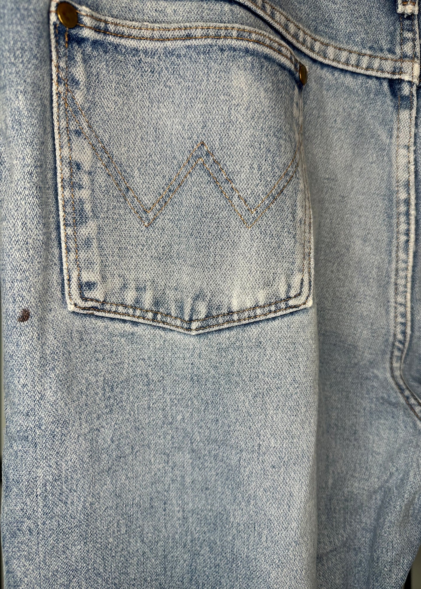 Light Wash Relaxed Denim By Wrangler