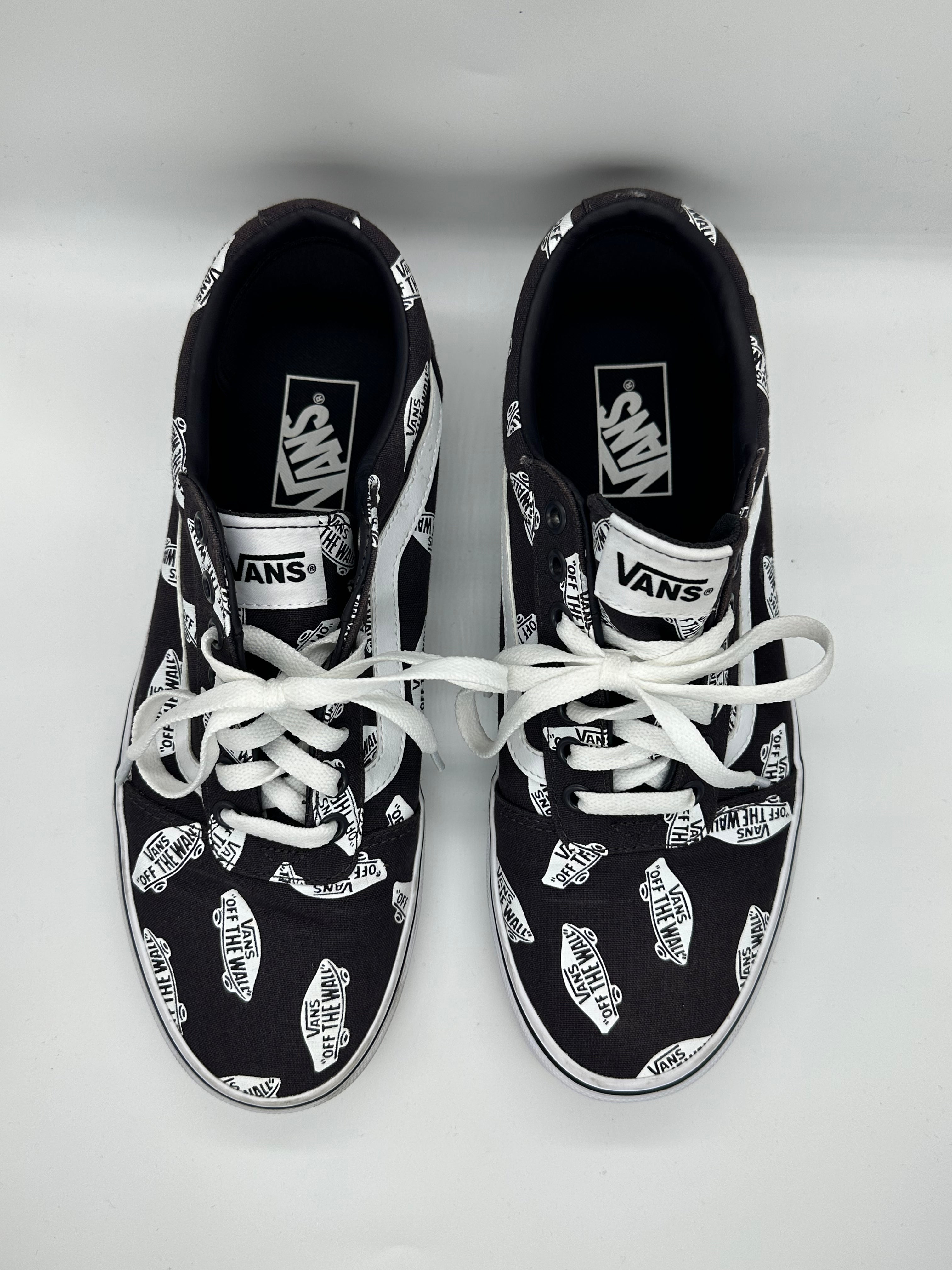 Off the wall sneakers best sale