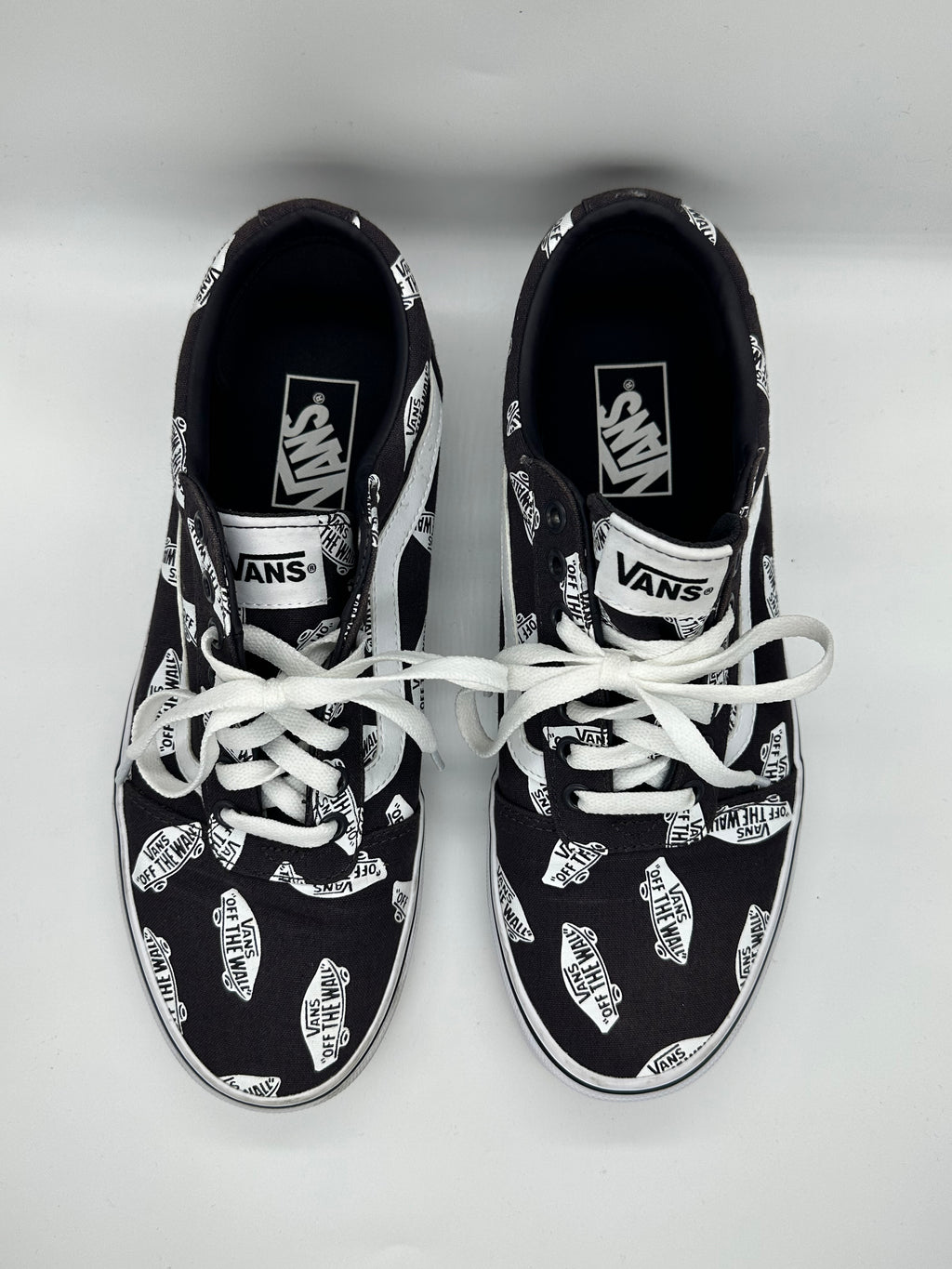 Men’s Vans “Off The Wall” Shoe