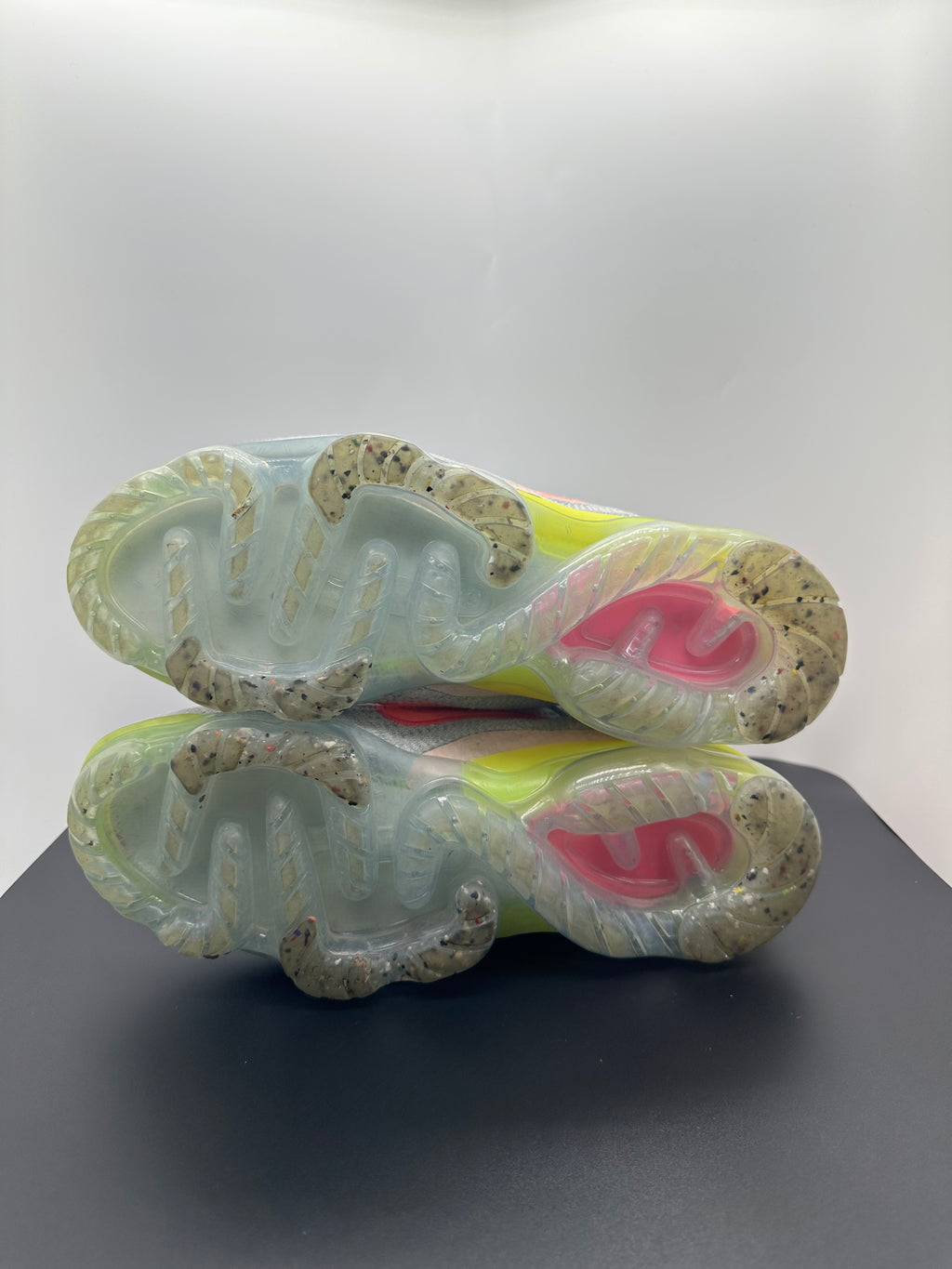 Nike Air Vapormax 2021 FK 'Neon' Photon Dust Hyper Pink (Women's 9)