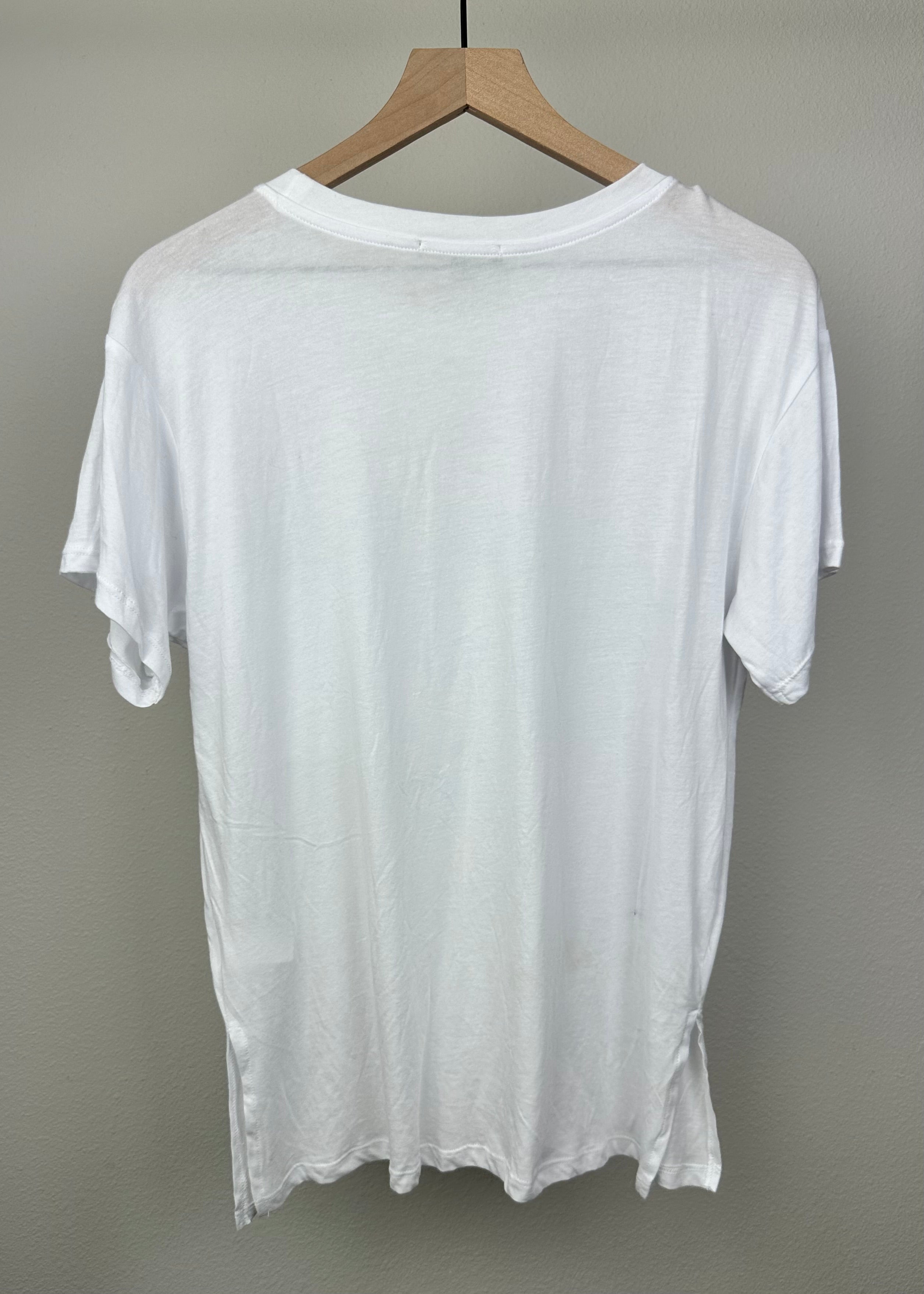 Women’s white pocket t-shirt