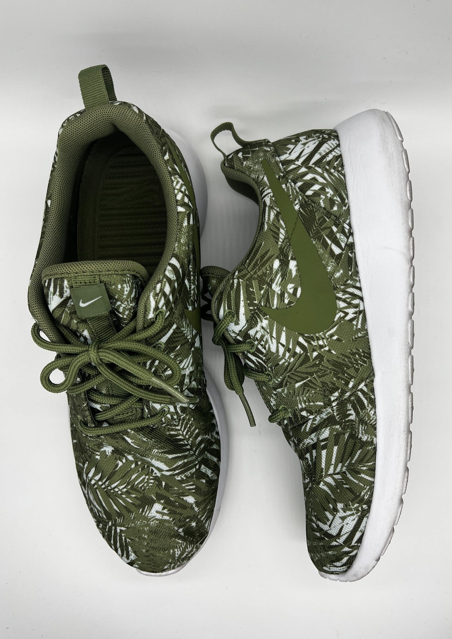 Roshe One Print Green Leaves By Nike