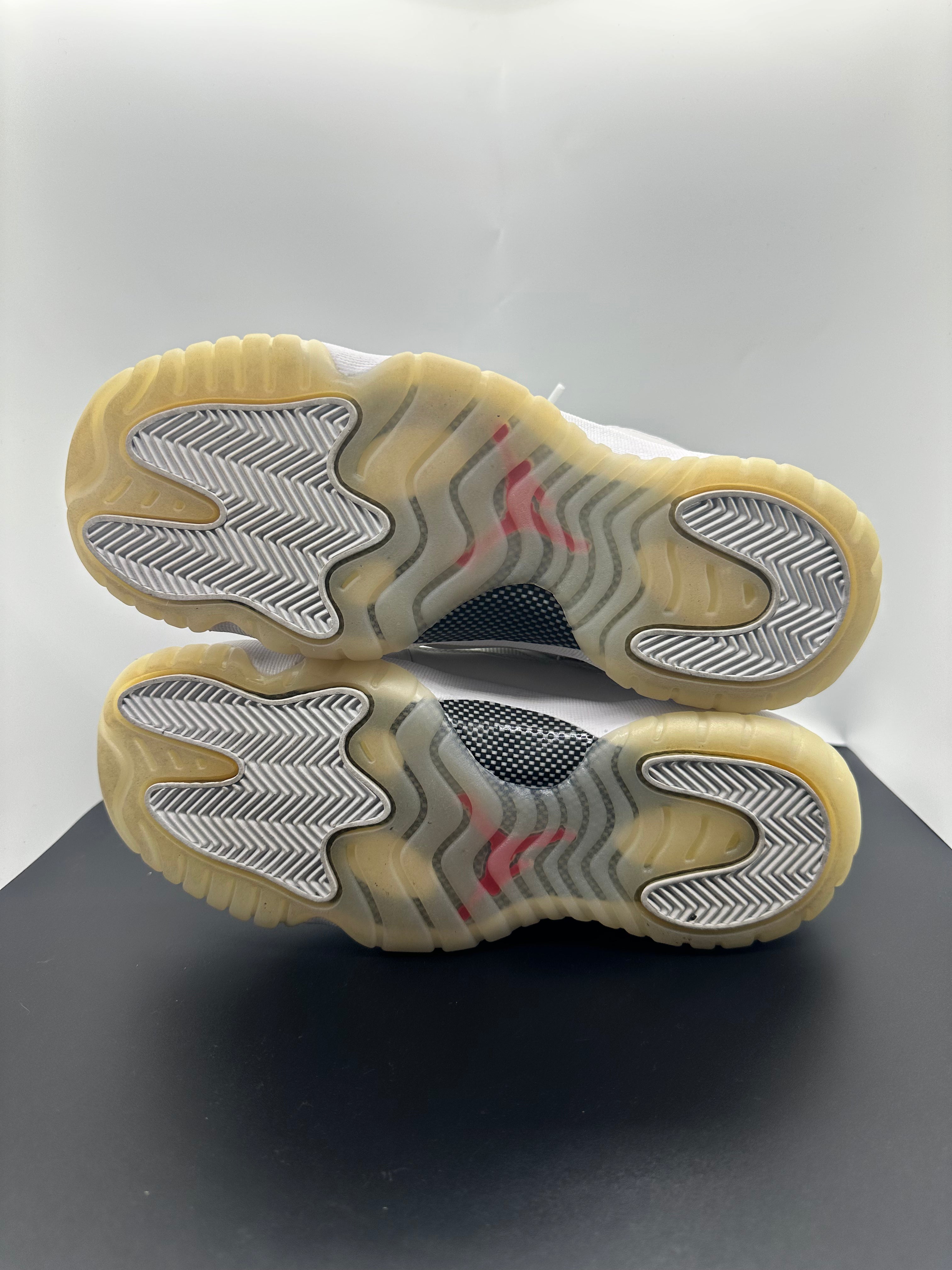 Jordan 11 Retro Platinum Tint (GS 7)