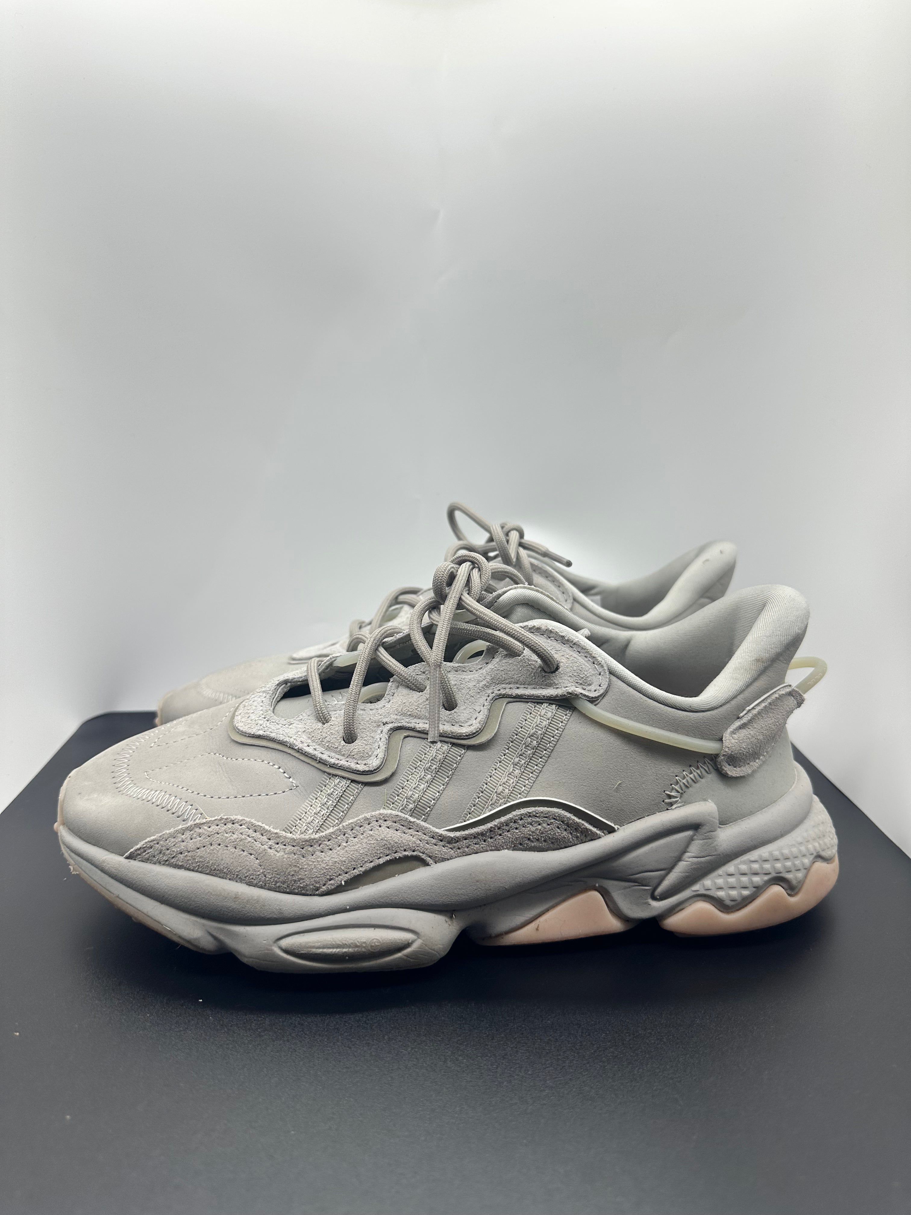 Oswego Metal Grey Shoe (Women's 7)