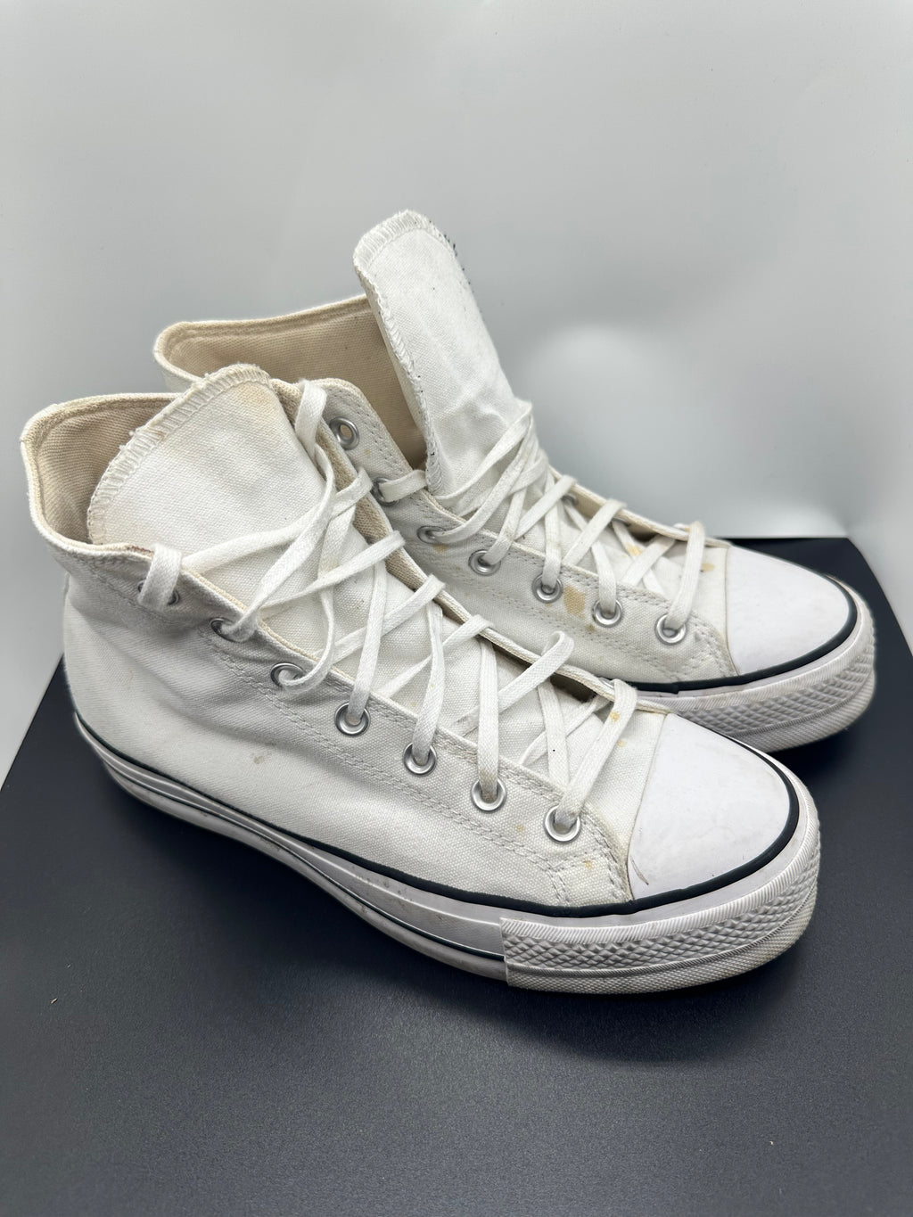 Chuck Taylor All Star Lift Platform Canvas (Women's 9)