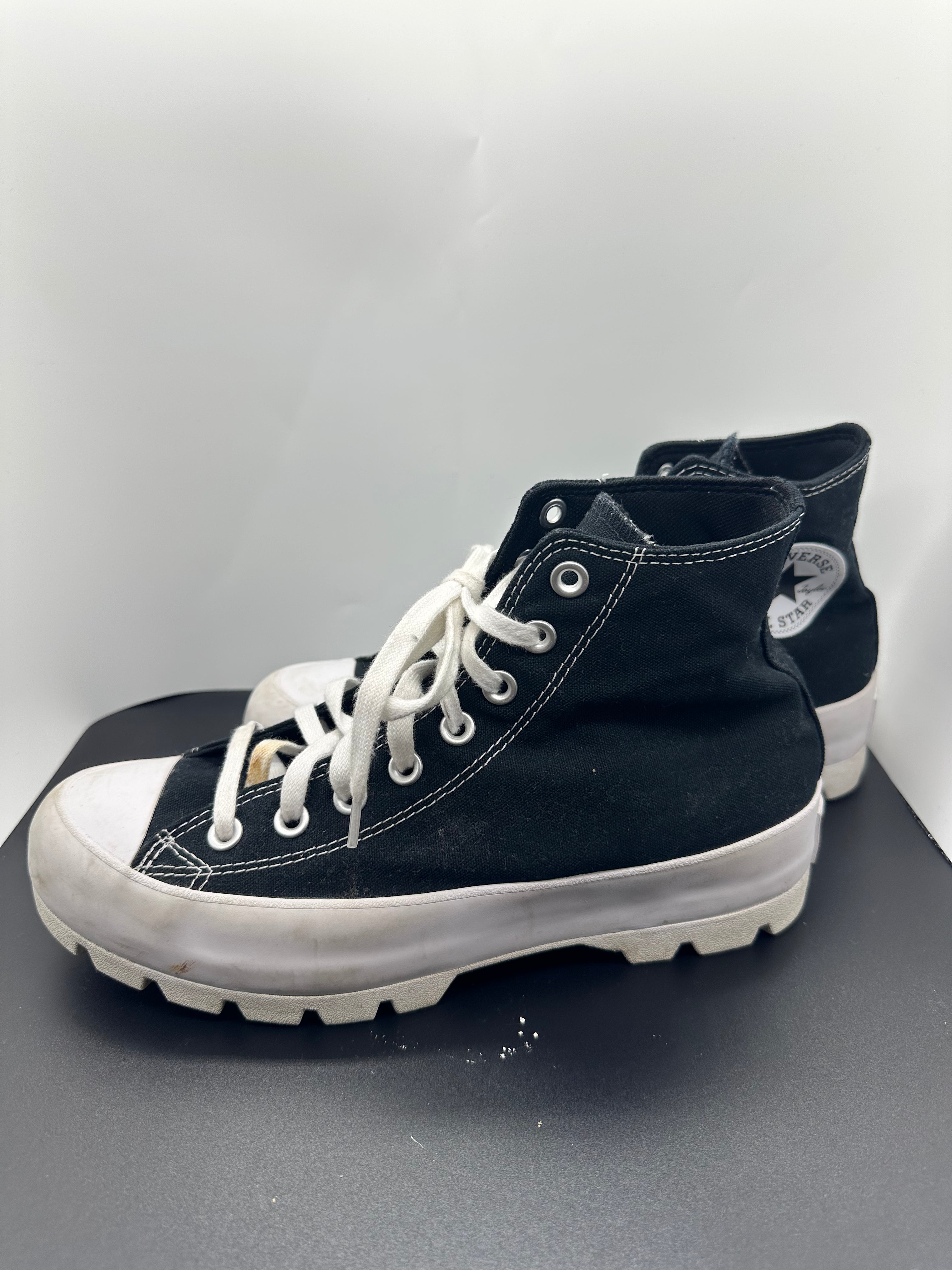 Converse Chuck Taylor All Star Lugged Hi Black White (Women's 9)