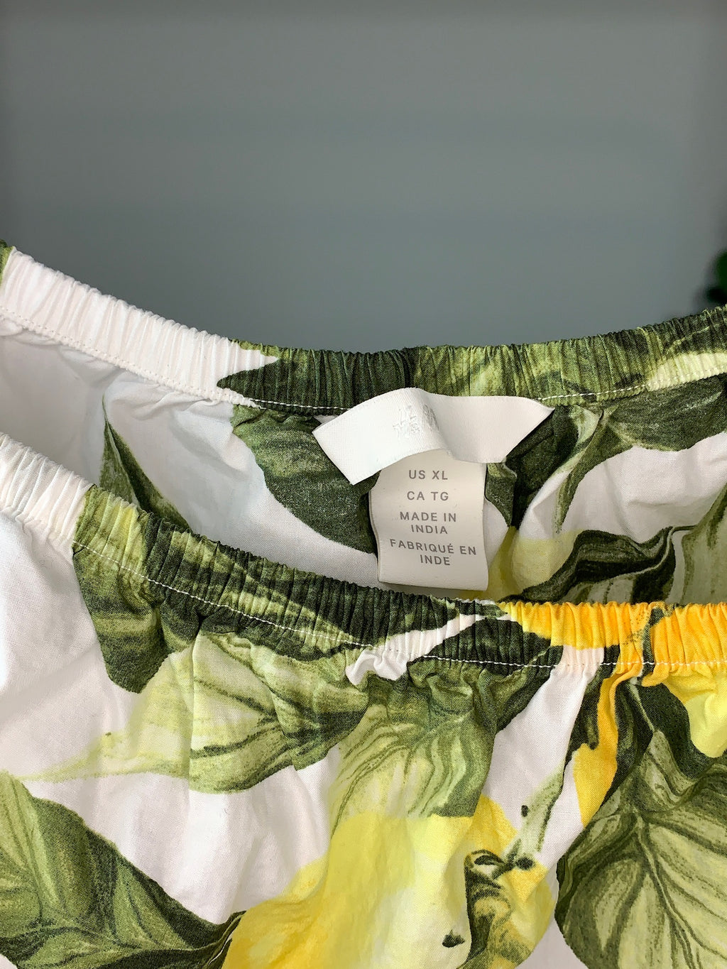 Lemonade Crop Top By H&M