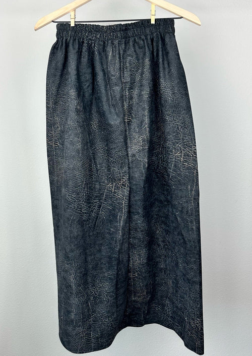 Black Concrete Skirt Set