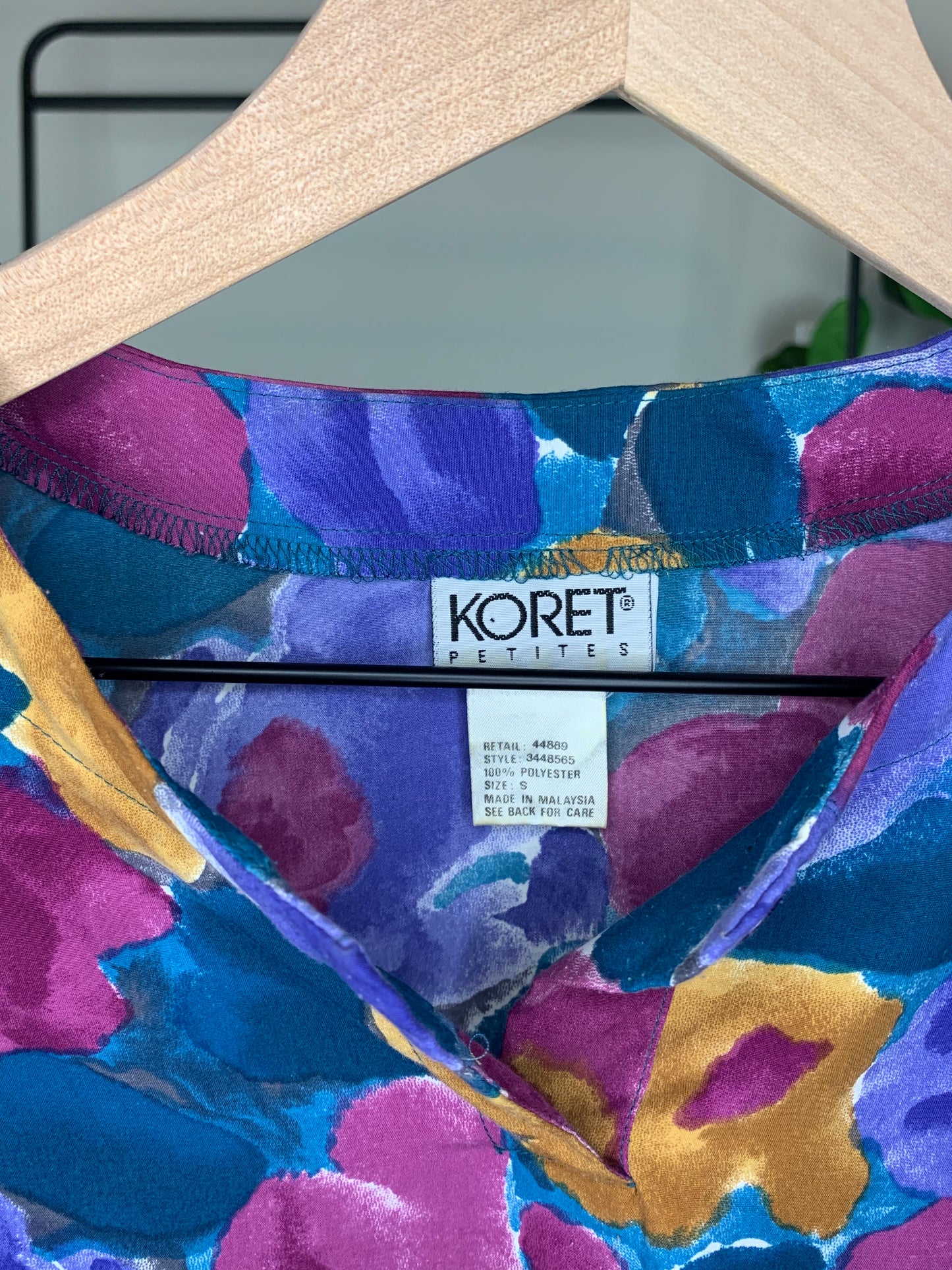 Floral Blue Box Tie-up by Koret