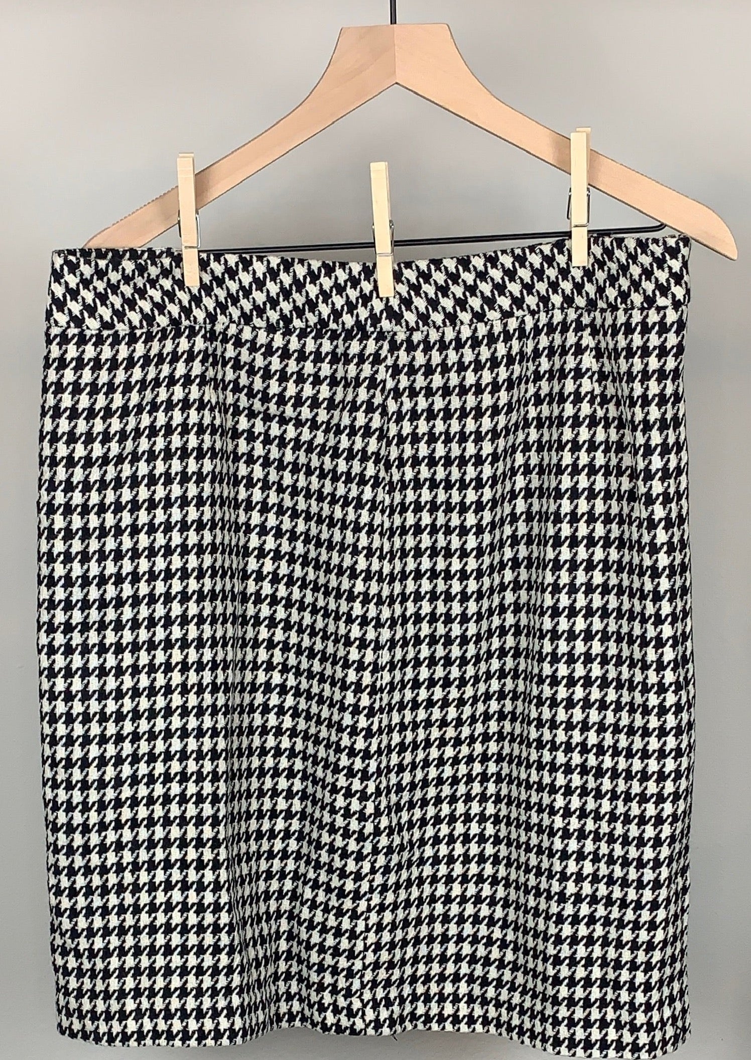 Boston Houndstooth By Chadwicks of Boston