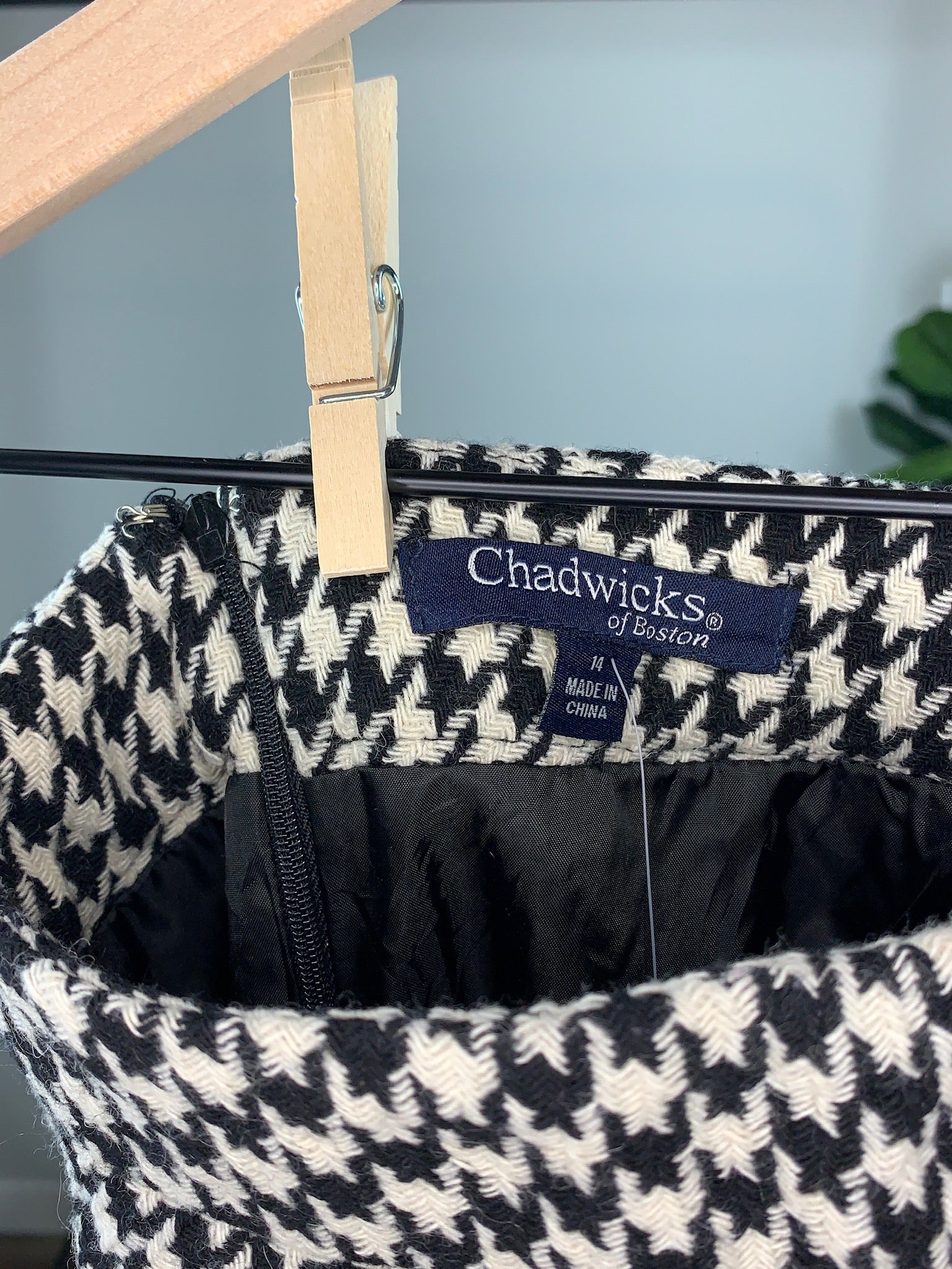 Boston Houndstooth By Chadwicks of Boston